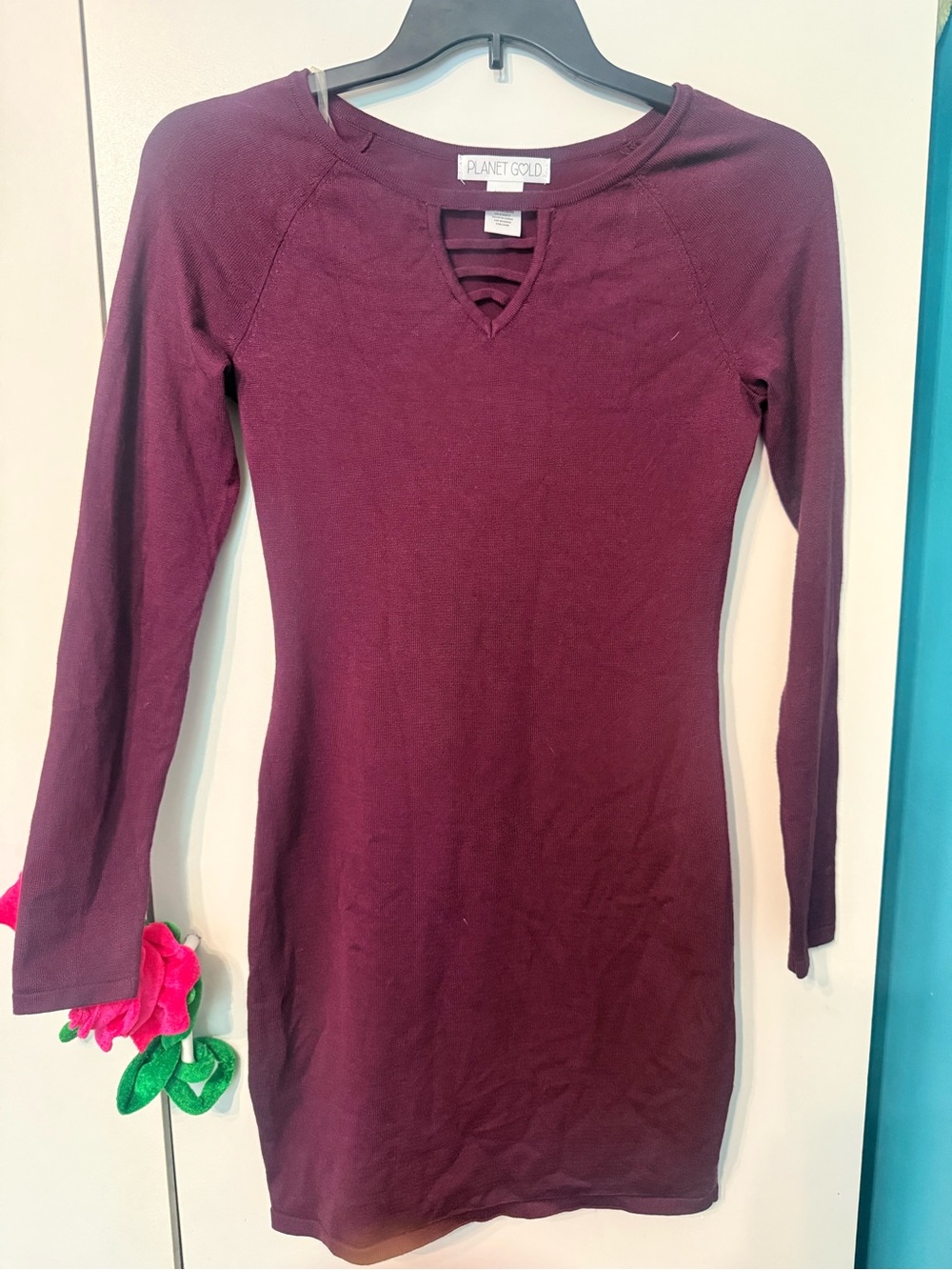 Never Worn! Planet Gold Long Sleeve Bodycon Dress in Burgundy - Picture 1 of 4